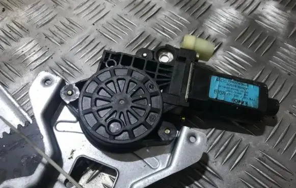 Hyundai Getz Rear door window regulator motor 988101c200 98810-1c200