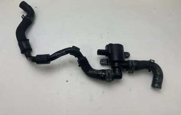 Audi A3 S3 8V Coolant heater control valve 5Q0122096K