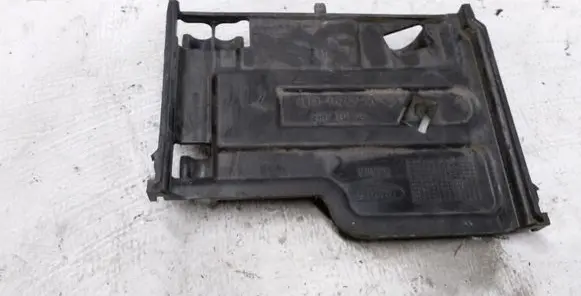 Ford Kuga I Other engine bay part 4M5110757BB