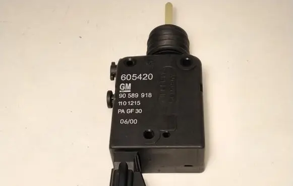 Opel Zafira A Central locking motor 90589918 605420 1101215
