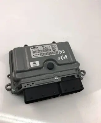 Volvo V70 Engine control unit/module ECU 31286086 0261209108