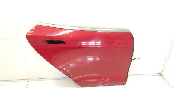 Tesla Model S Rear door