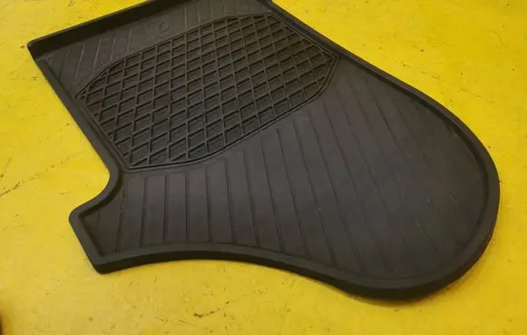 Mercedes-Benz V Class W447 Front floor mat A4476806700