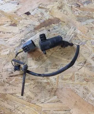 Volvo S60 Windscreen/windshield washer pump 9169611