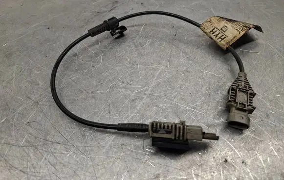 Opel Astra H Front ABS sensor wiring 13118565