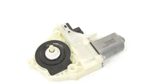Mercedes-Benz E W212 Front door window regulator motor 924205100 0536011001