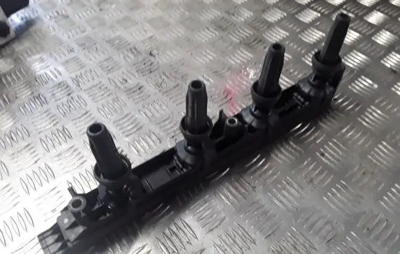 Peugeot 406 High voltage ignition coil 9658227980
