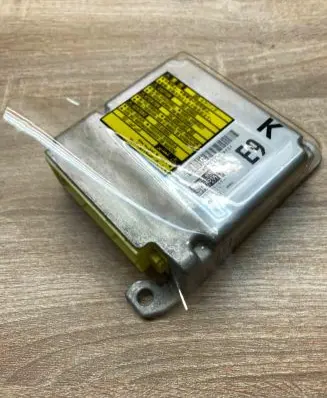 Toyota Prius (XW20) Airbag control unit/module 8917047390 1523006951Used