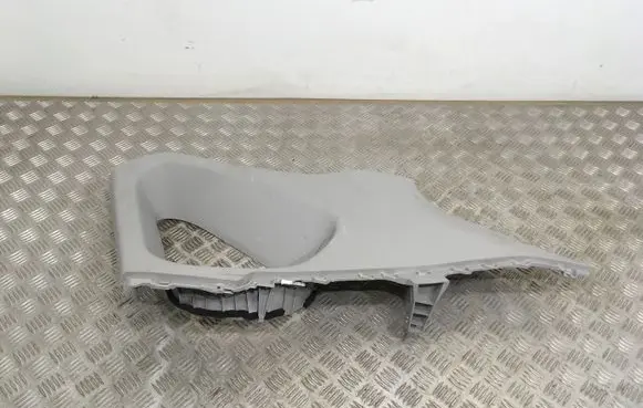 Toyota RAV 4 (XA50) (D)pillar trim (top) 6247042170
