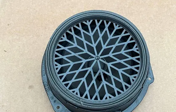 Audi Q5 SQ5 Front door speaker 8R0035411A AS428715 90016431904