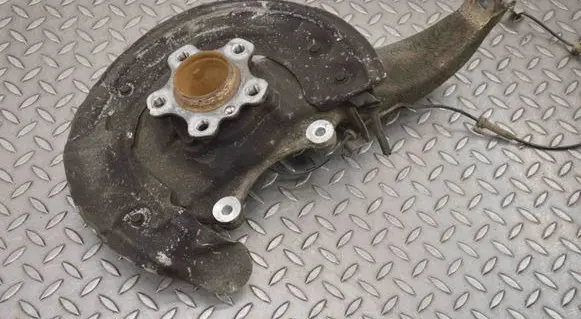 BMW 7 G11 G12 Front wheel hub