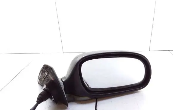 Hyundai Accent Manual wing mirror E4022061 X33DRLHR