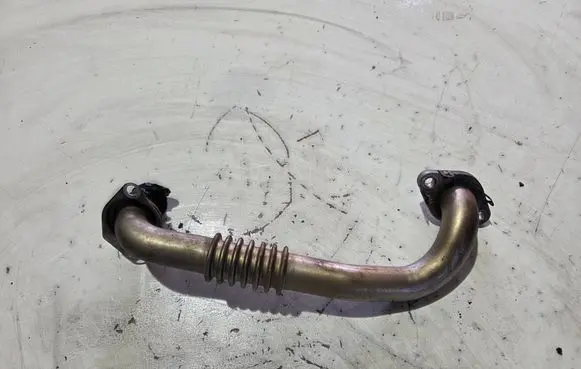 Ford Grand C-MAX EGR valve line/pipe/hose FM5Q9D477AA