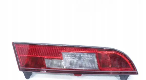 BMW i3 Rear bumper light 7304044