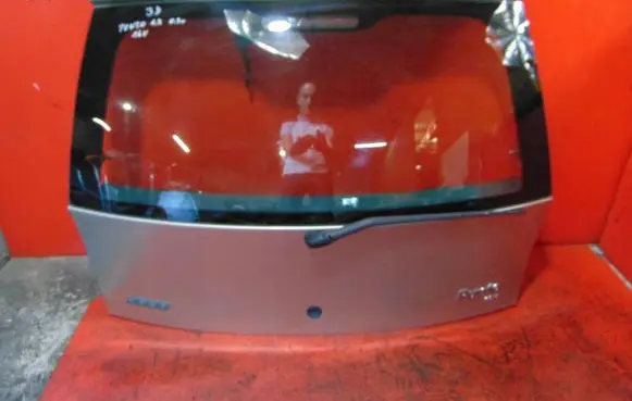Fiat Punto (188) Tailgate/trunk/boot lid