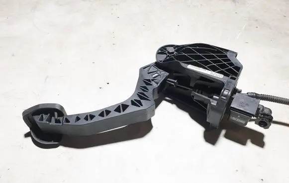 Clutch pedal