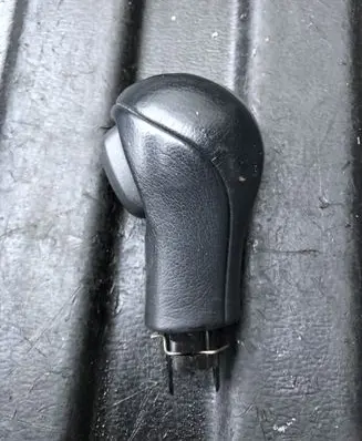 Infiniti FX Gear lever shifter trim leather/knob 878887888788