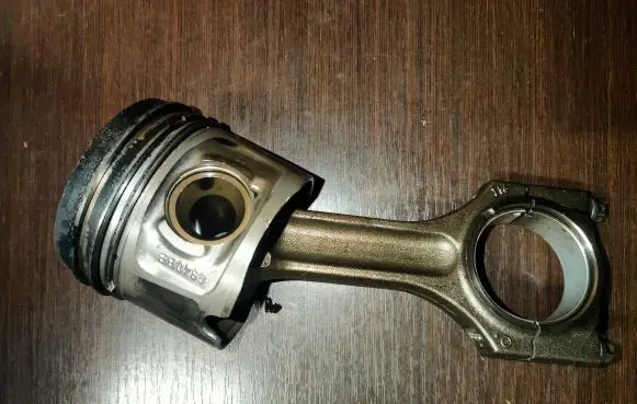 BMW 1 E81 E87 Piston with connecting rod 0840BB