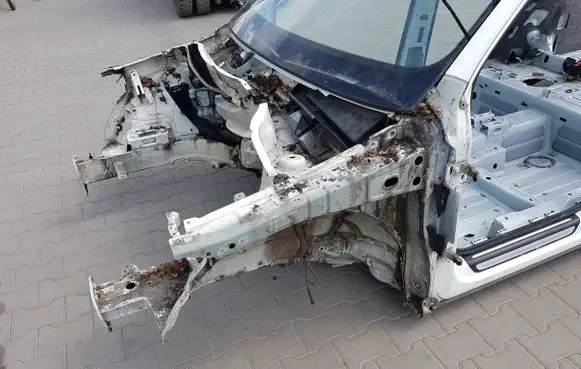 Audi Q3 8U Body 