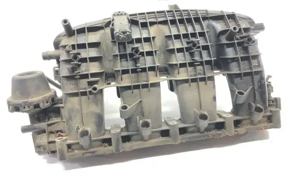 Volkswagen PASSAT B7 Intake manifold 