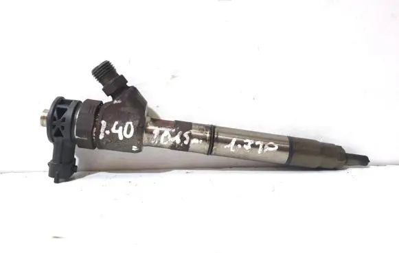 Hyundai i40 Fuel injector 0445110589