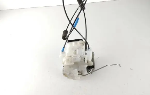 Subaru Legacy Front door lock