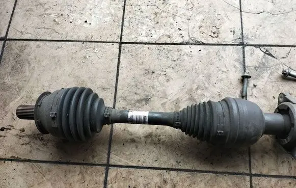 Mercedes-Benz A W176 Rear driveshaft/prop shaft A2463303100