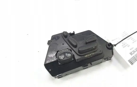 Mercedes-Benz S W220 Seat control switch 8208212379