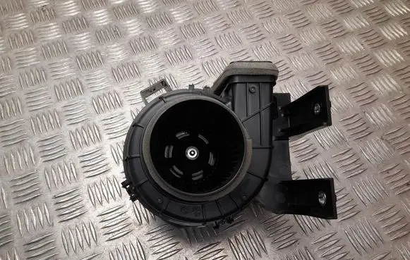 Toyota Prius (XW50) Heater fan/blower G923047090
