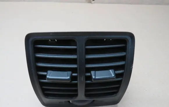 Ford Kuga II Rear air vent grill AM51R043D38ADW 10106513