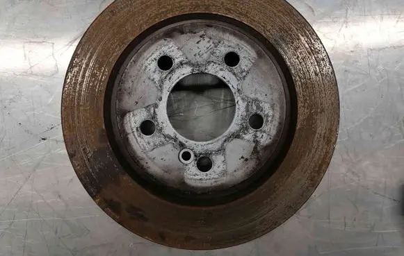 Mercedes-Benz E W211 Rear brake disc A2114230912