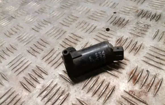 Volvo S60 Windscreen/windshield washer pump 9169611