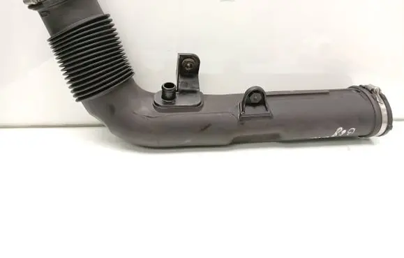 Volvo V40 Air intake duct part 31338661