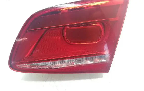 Volkswagen PASSAT B7 Tailgate rear/tail lights 3AE945094J