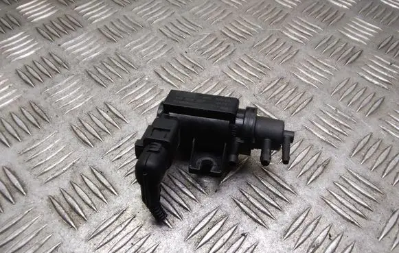Volkswagen Multivan T5 Turbo solenoid valve 1K0906627