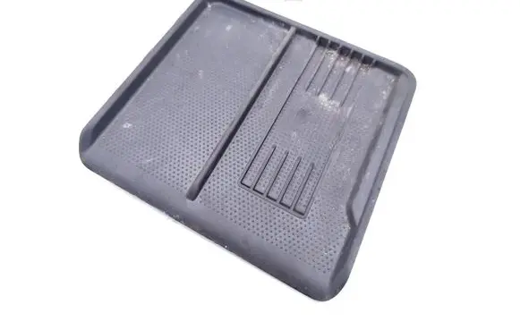 Skoda Enyaq iV Dashboard storage box/compartment 5LC863589F