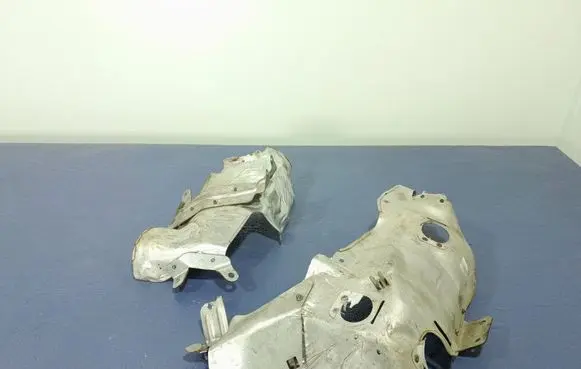 BMW 1 F40 Exhaust heat shield 8697971