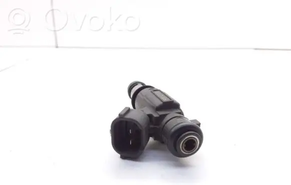 Subaru Legacy Fuel injector FBLC100 0001Y23