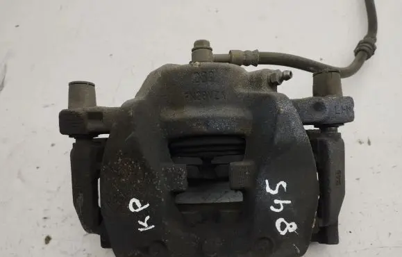 Nissan Qashqai J12 Front brake caliper