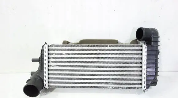 Land Rover Range Rover Sport L494 Intercooler radiator 9L440