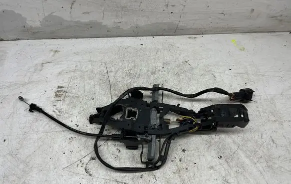 Volvo V70 Rear door exterior handle 30784205