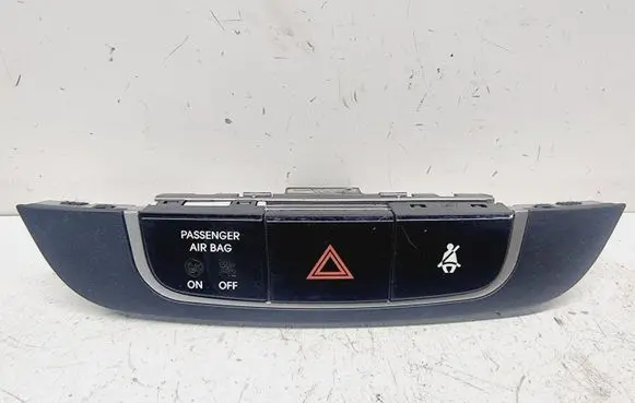 Hyundai ix35 Hazard light switch 847402S350TAN 959302Y550RJ5