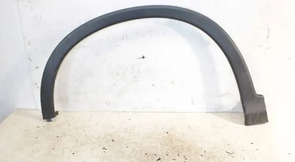 Honda CR-V Front arch trim 