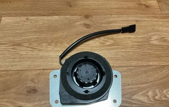 Opel Insignia A Seat fan/blower 13272826 BFB1112HH7H13 11013412A