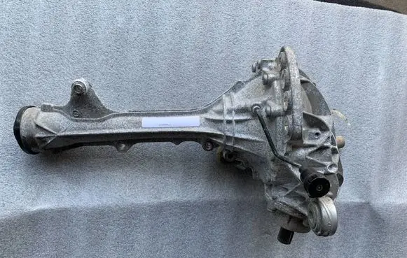 Mercedes-Benz Metris W447 Gearbox transfer box case A4473305600