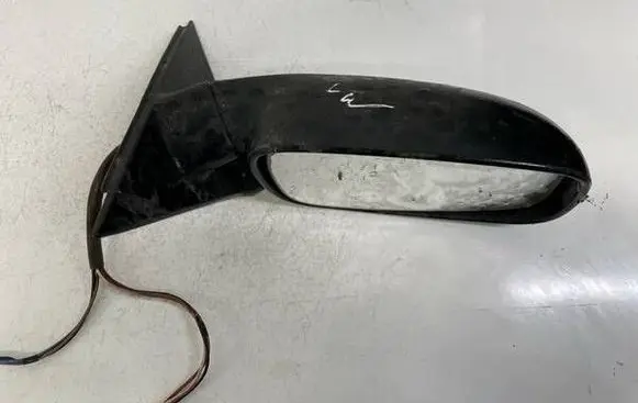 Volkswagen PASSAT B4 Front door electric wing mirror E10017273