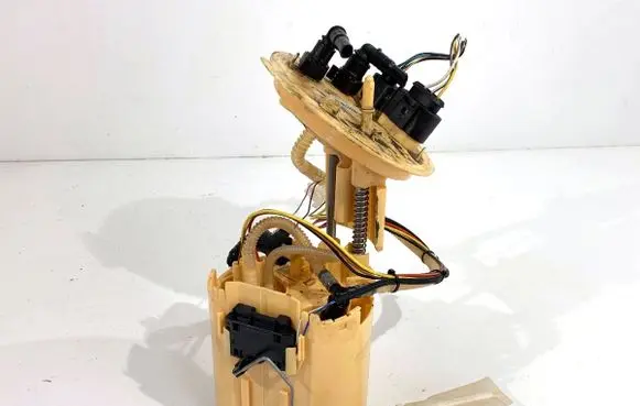 Jaguar F-Pace In-tank fuel pump GX739H307DA