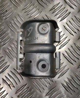 Rear door exterior handle/bracket