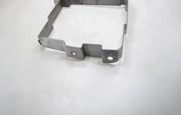 Volkswagen Caddy Battery bracket 5R3915343D