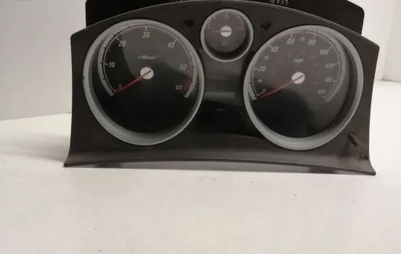 Opel Zafira B Speedometer (instrument cluster) 13230598 SW4405